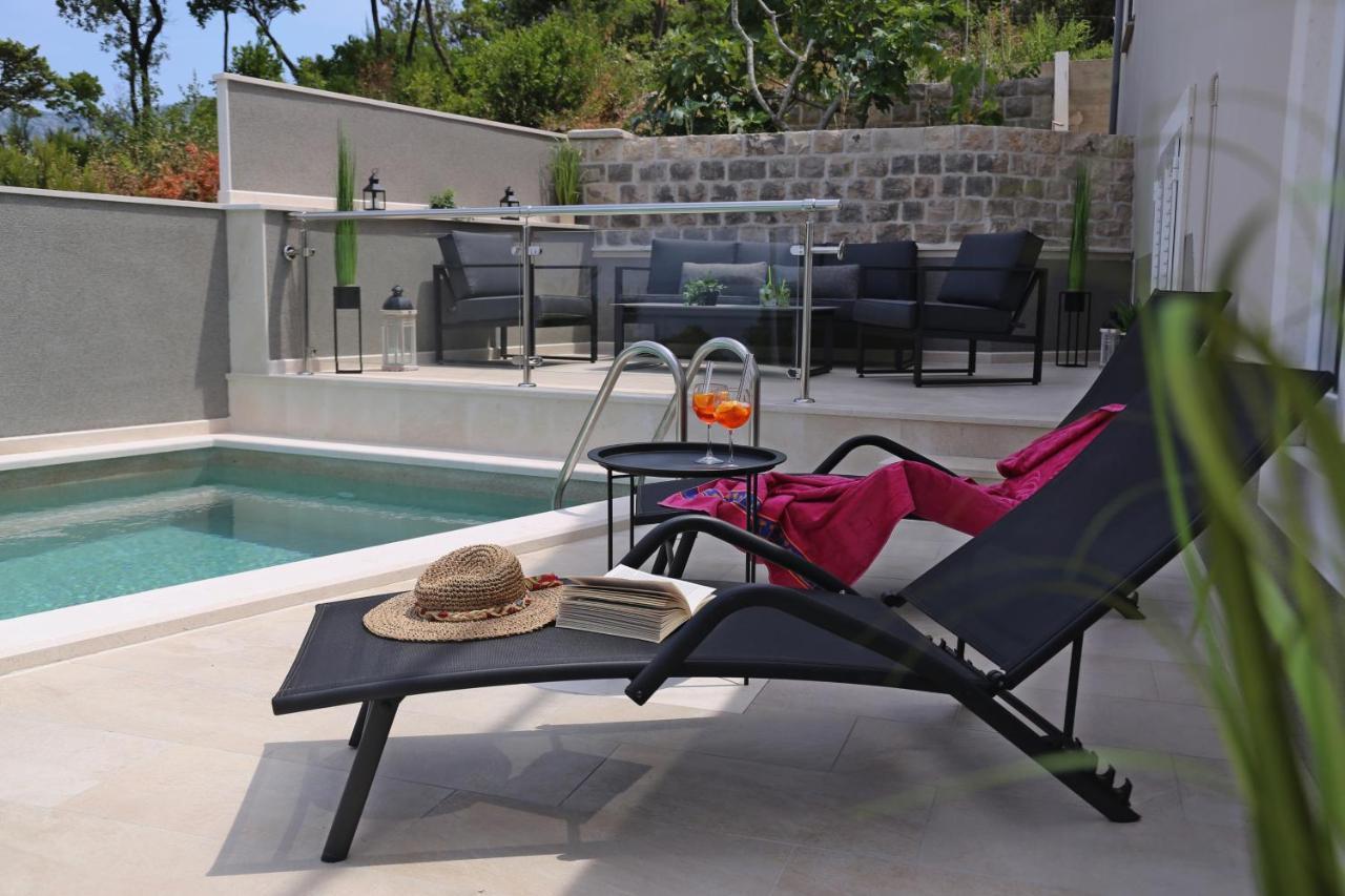 Seaside Apartments With A Swimming Pool Tri Zala, Korcula - 558 Zrnovo Bagian luar foto