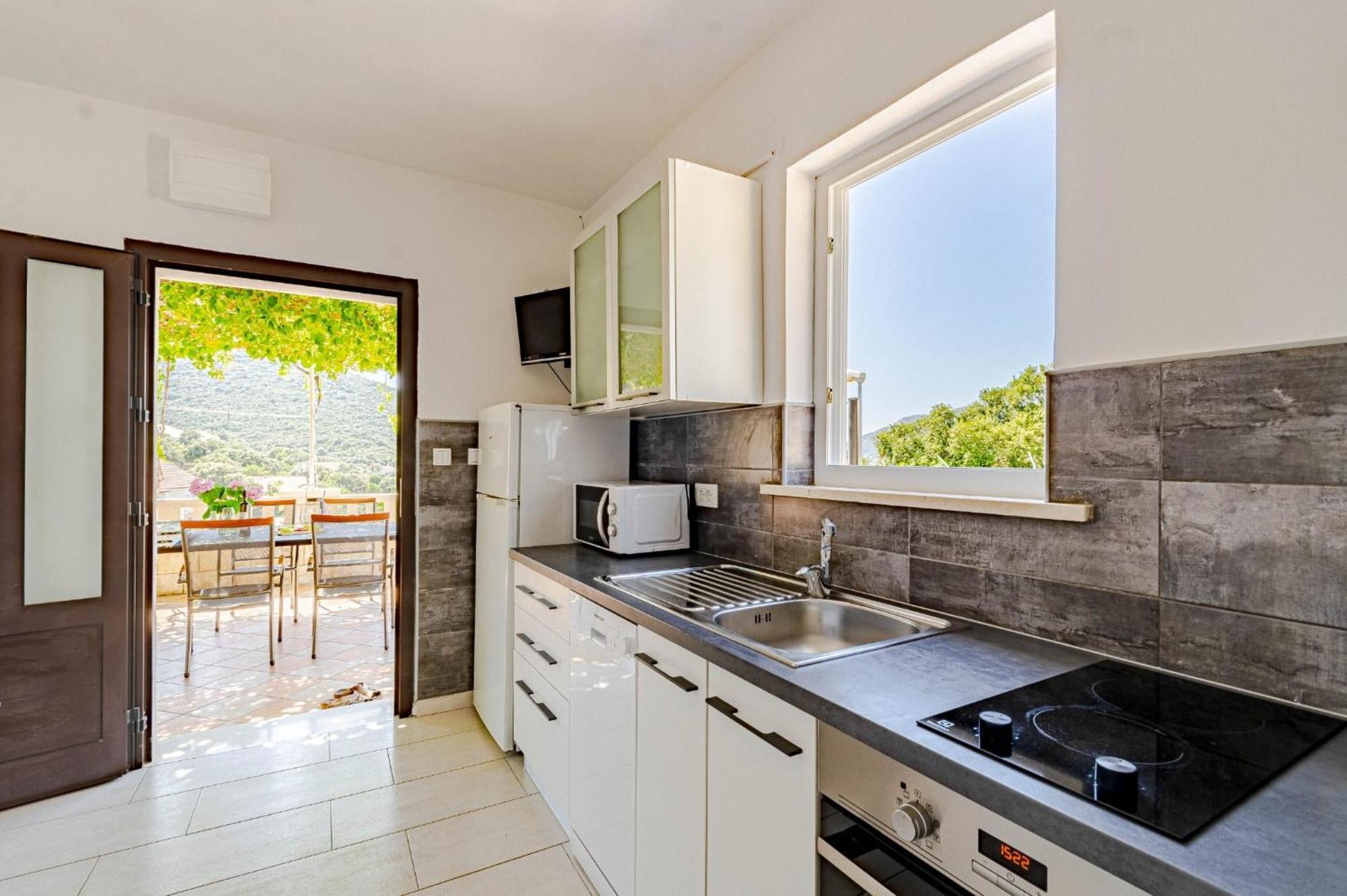 Seaside Apartments With A Swimming Pool Tri Zala, Korcula - 558 Zrnovo Ruang foto