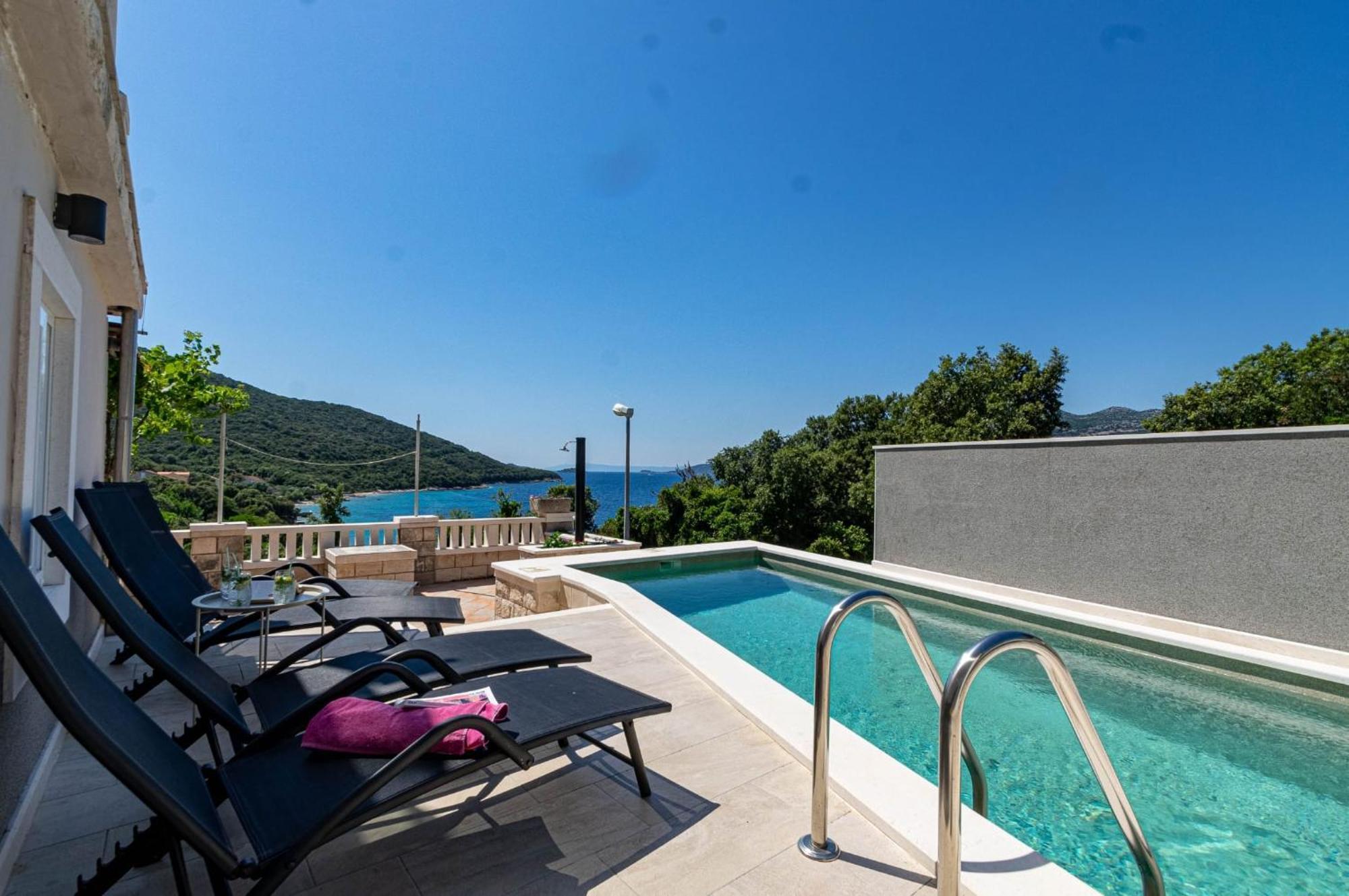 Seaside Apartments With A Swimming Pool Tri Zala, Korcula - 558 Zrnovo Bagian luar foto
